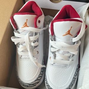 Jordans 3 retro in size 13
